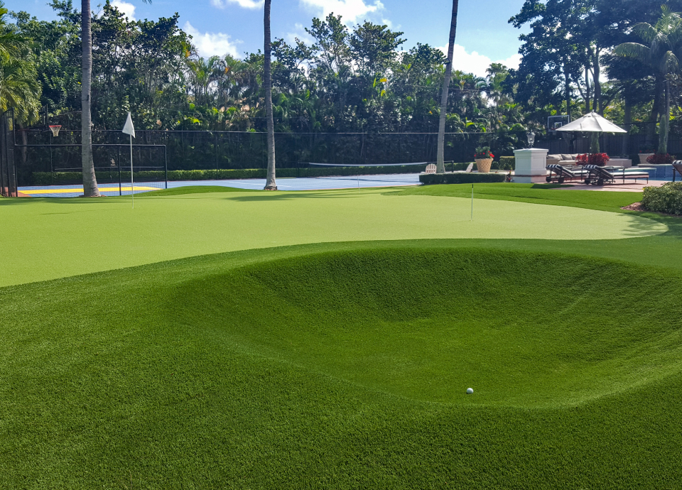 Putting Green with Turf Bunker