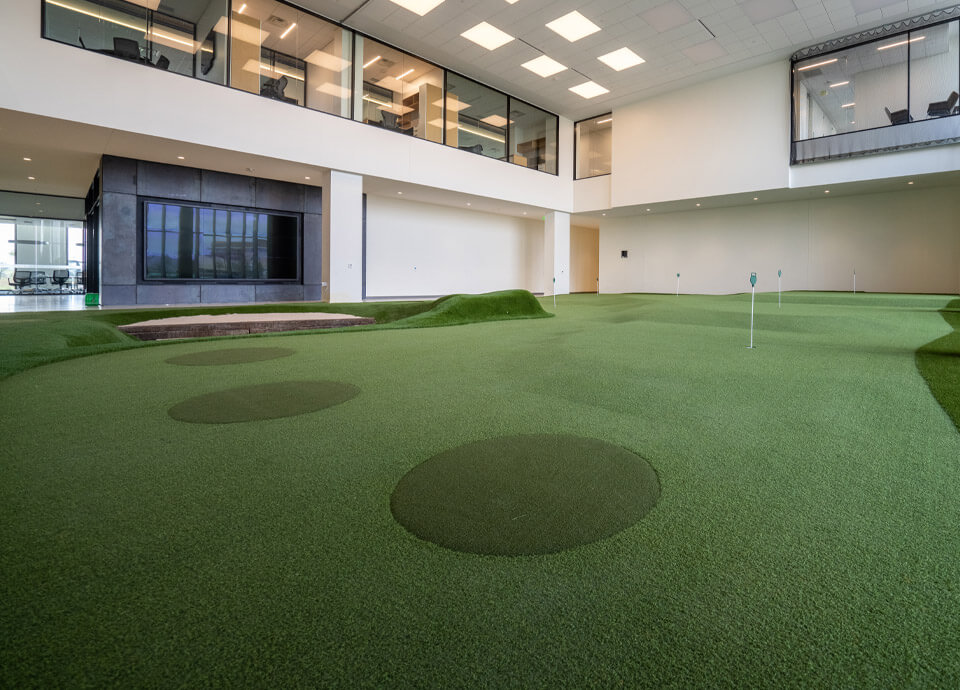 Indoor Putting Green with Chipping Mats